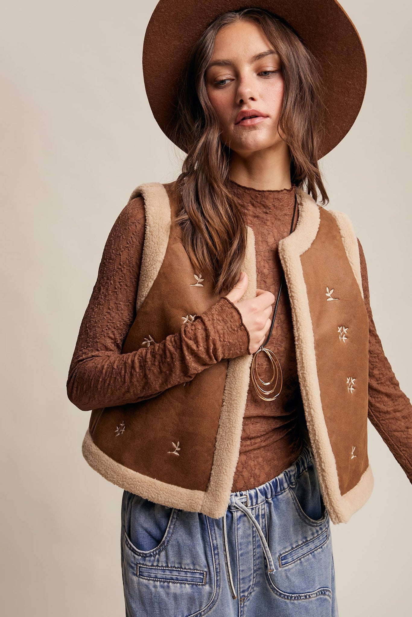 It’s Giving Yellowstone Vibes Suede Sherpa Lined Vest