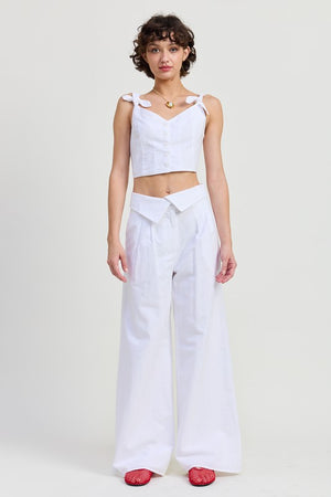 BUTTON UP CROPPED TOP WITH SHOULDER TIES