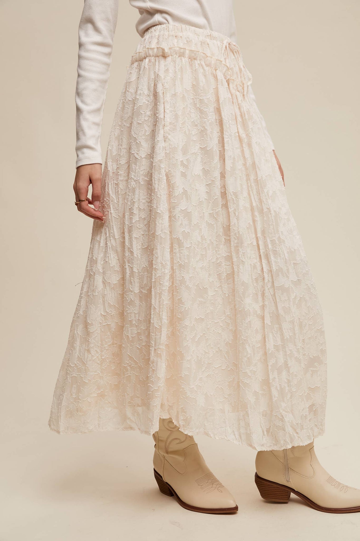 Queen of the West Floral Textured Maxi Skirt