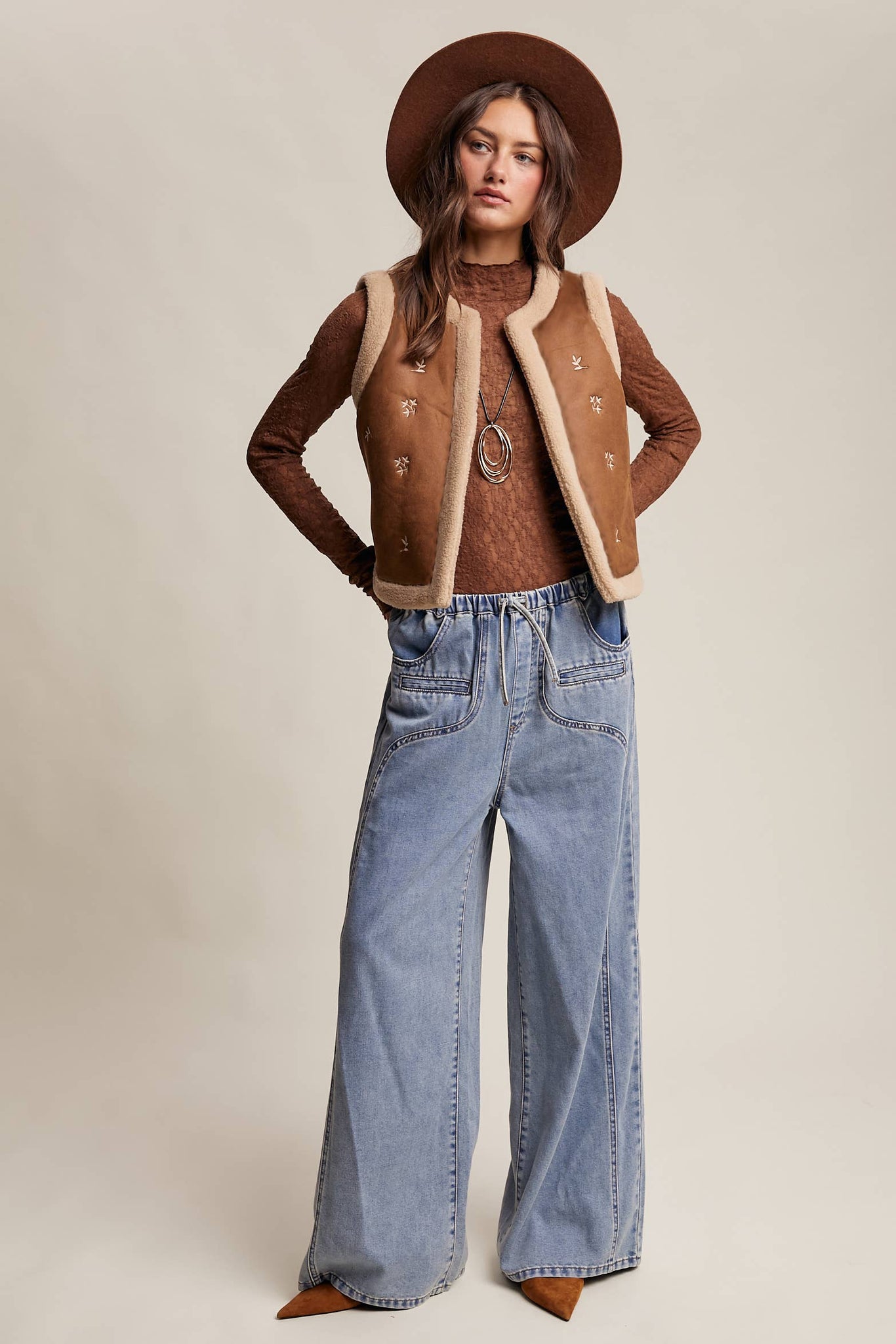 It’s Giving Yellowstone Vibes Suede Sherpa Lined Vest