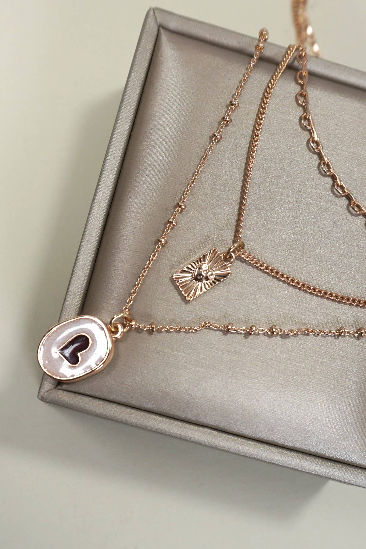 MULTI LAYERED EPOXY HEART CHARM NECKLACE