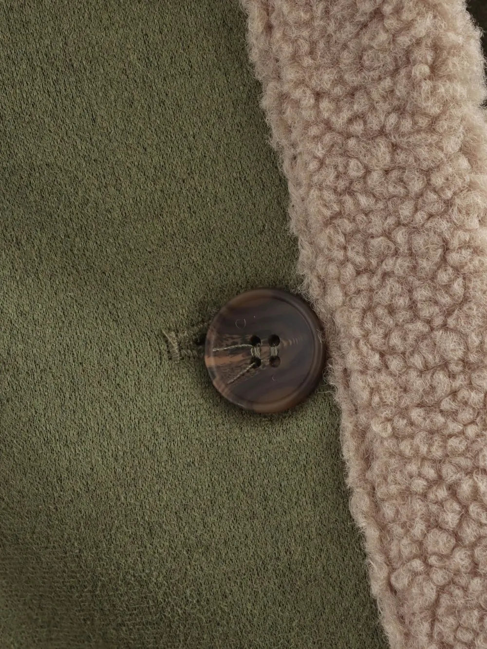 4826fb38-f692-4955-89ad-59de0a6388ec-Max