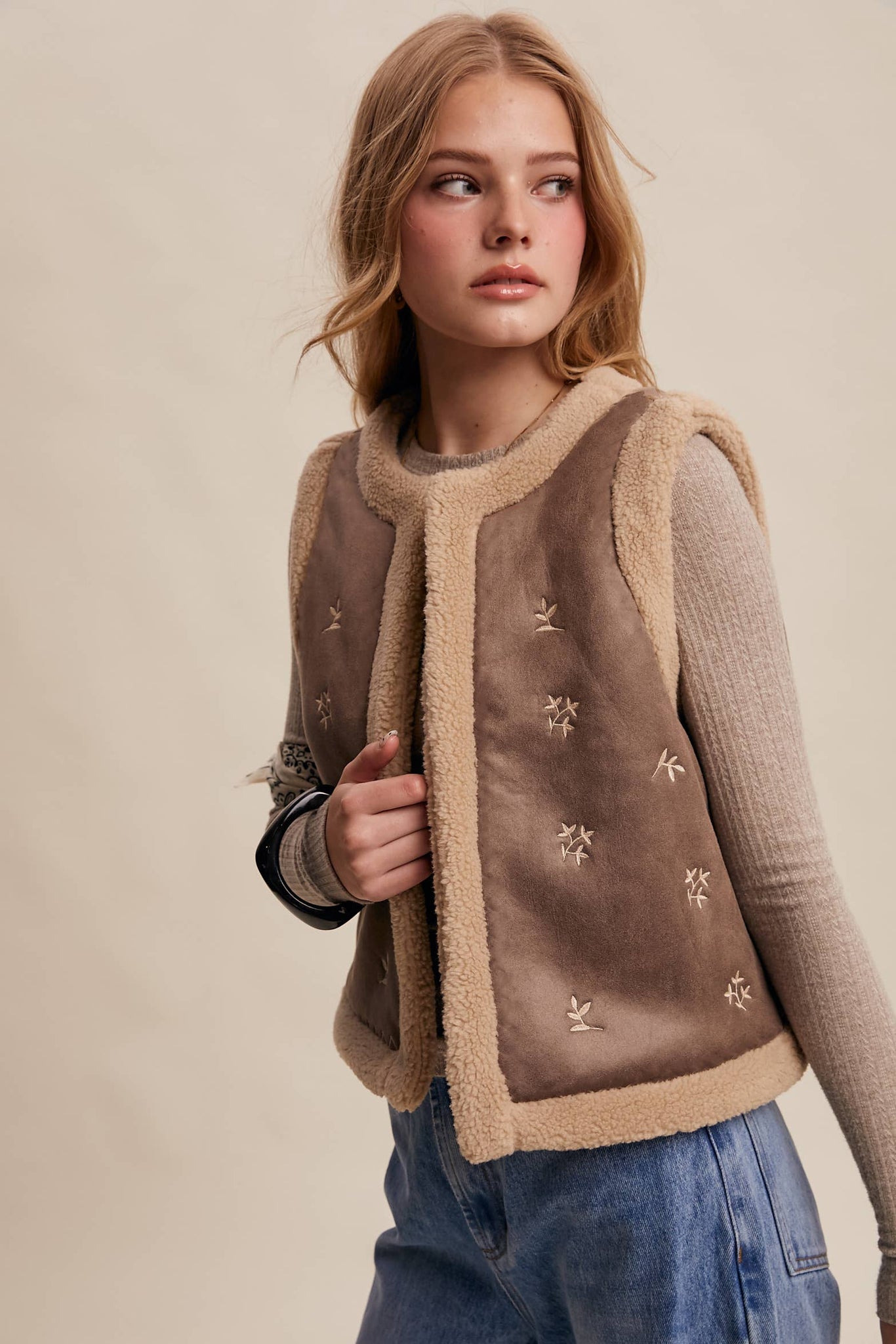 It’s Giving Yellowstone Vibes Suede Sherpa Lined Vest