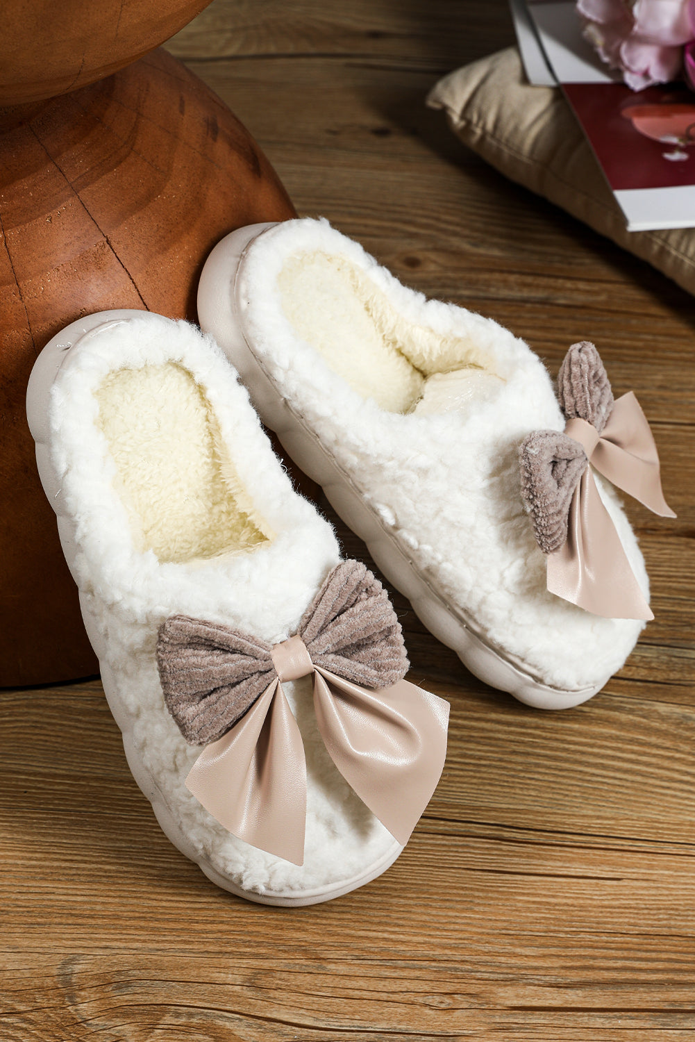 Bow Sherpa Slippers