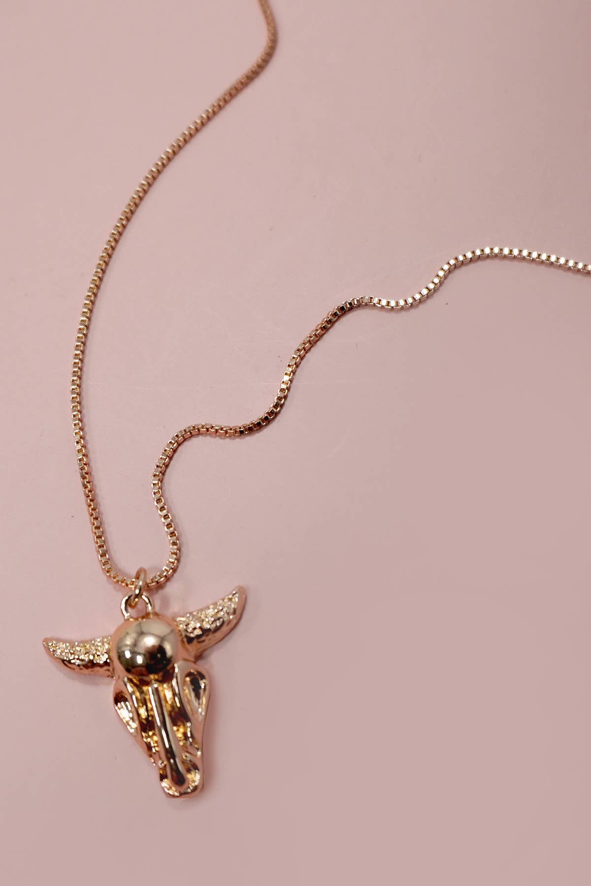 GOLD BULL HEAD CHARM NECKLACE