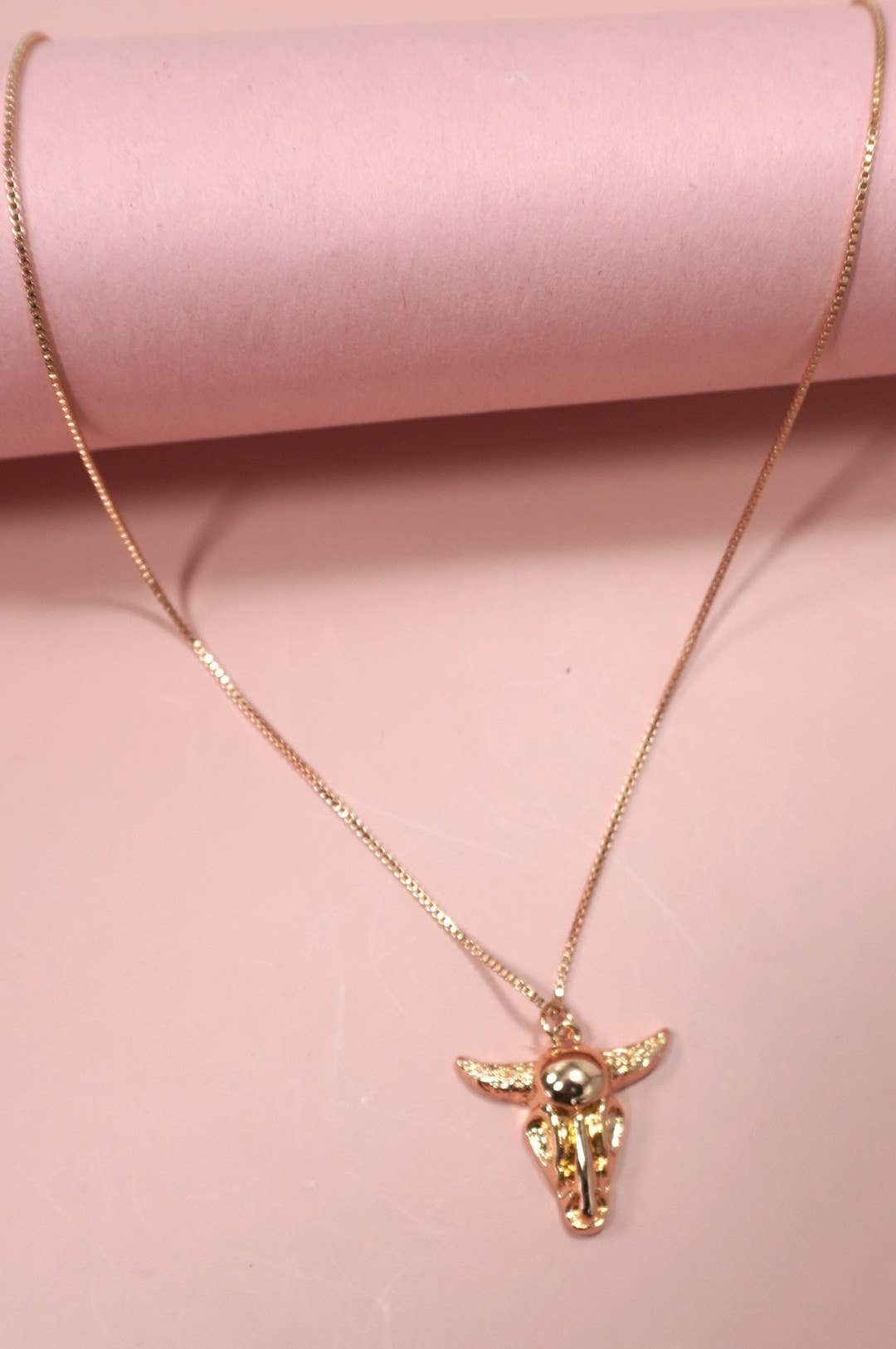 GOLD BULL HEAD CHARM NECKLACE