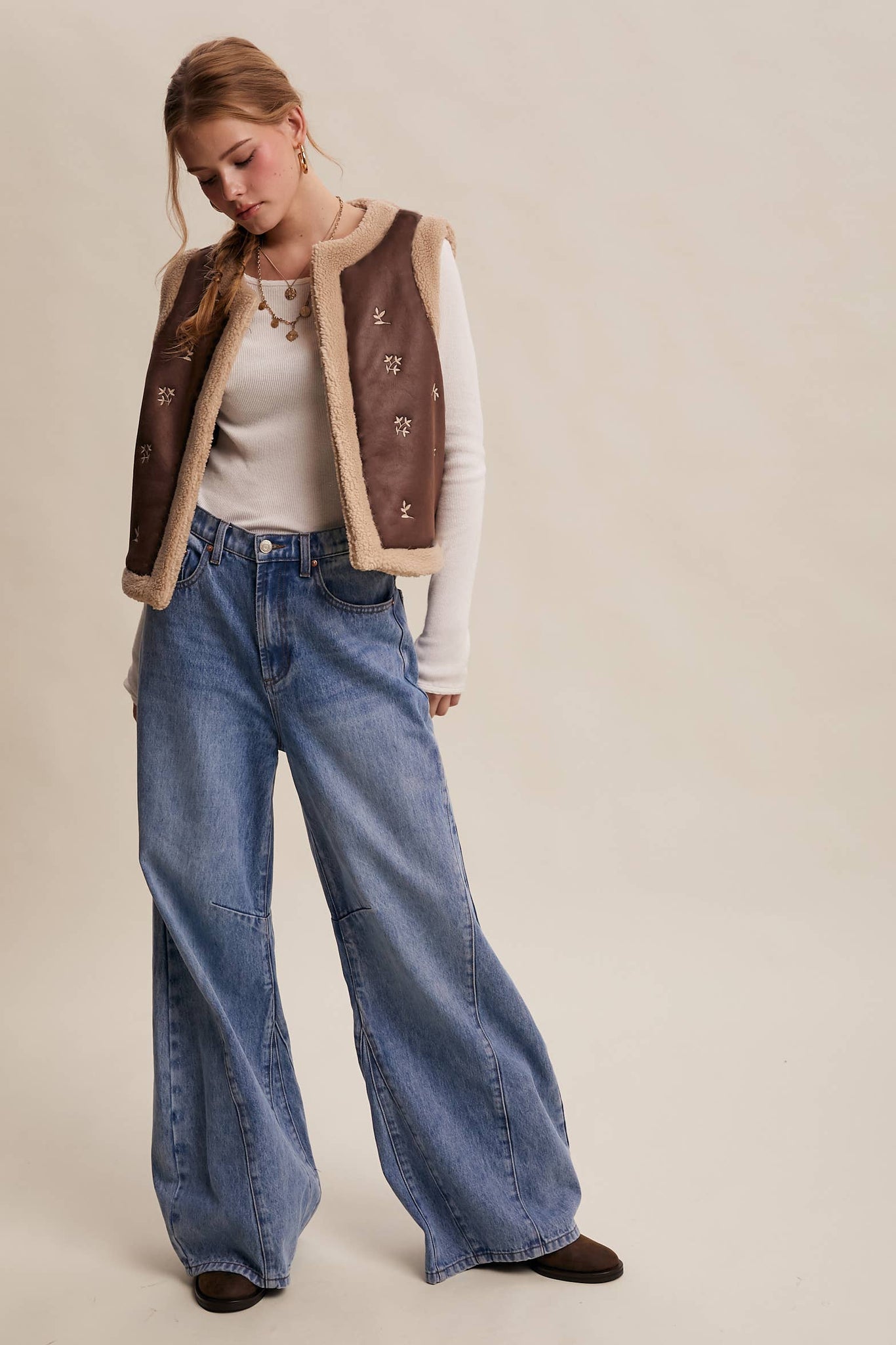 It’s Giving Yellowstone Vibes Suede Sherpa Lined Vest