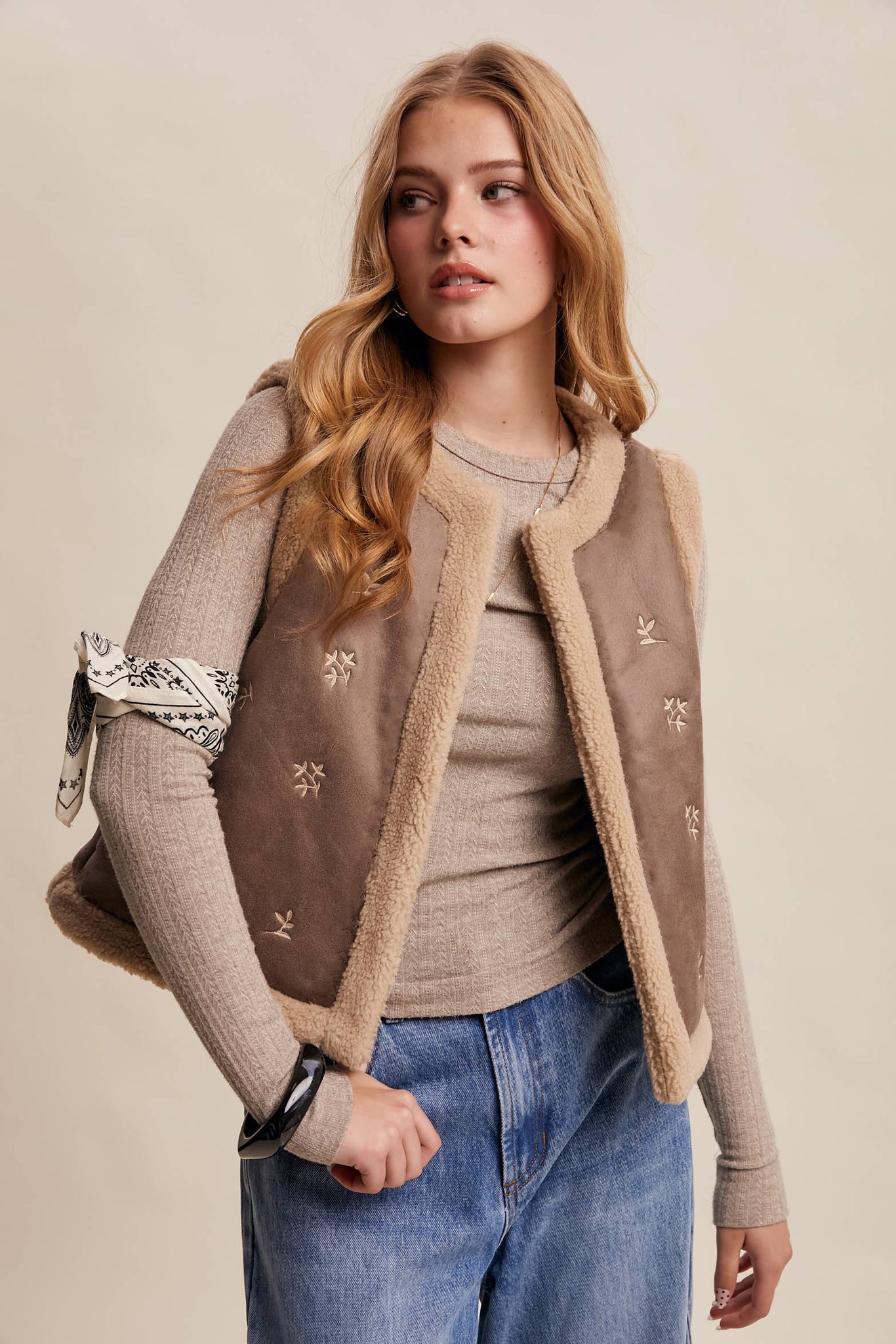 It’s Giving Yellowstone Vibes Suede Sherpa Lined Vest