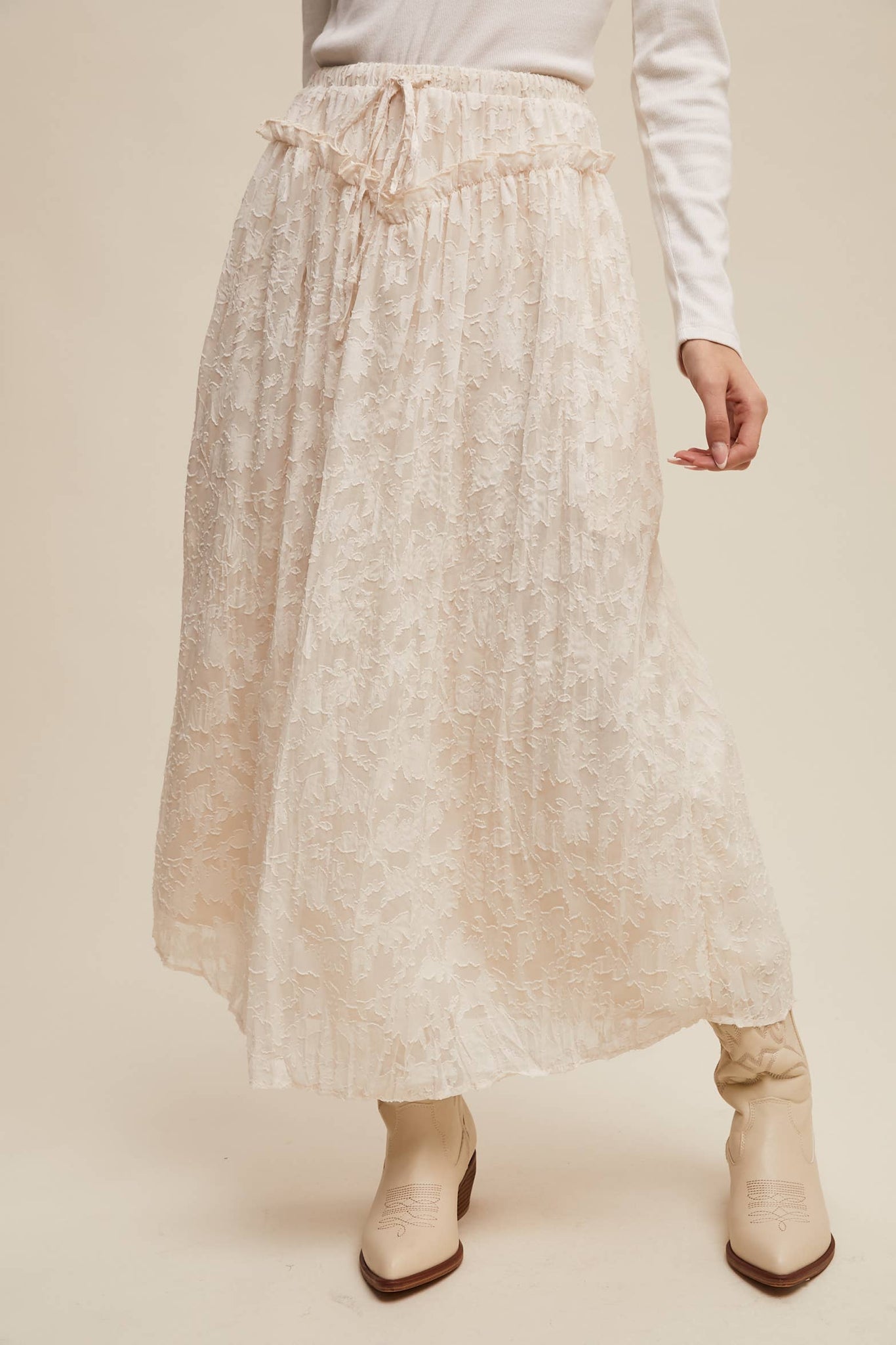 Queen of the West Floral Textured Maxi Skirt