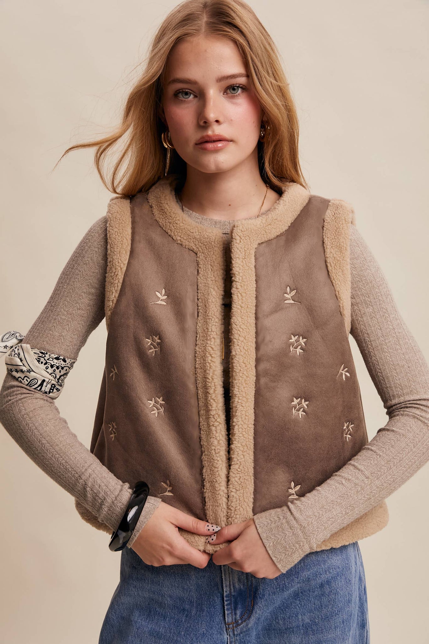 It’s Giving Yellowstone Vibes Suede Sherpa Lined Vest