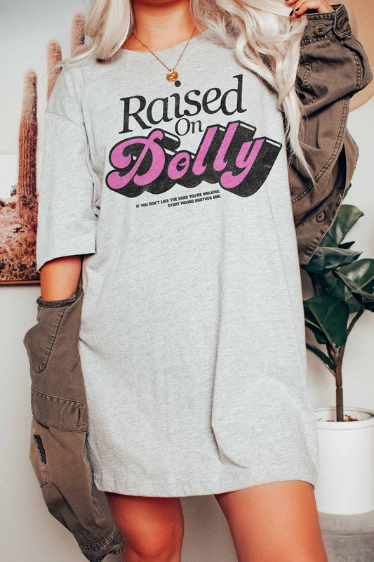 RAISED ON DOLLY GRAPHIC TEE